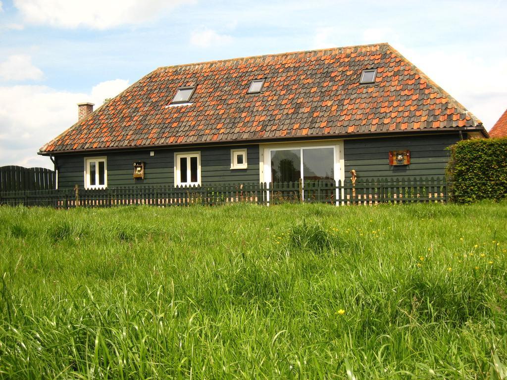 Charming Holiday Home In Zele Near The Forest 外观 照片