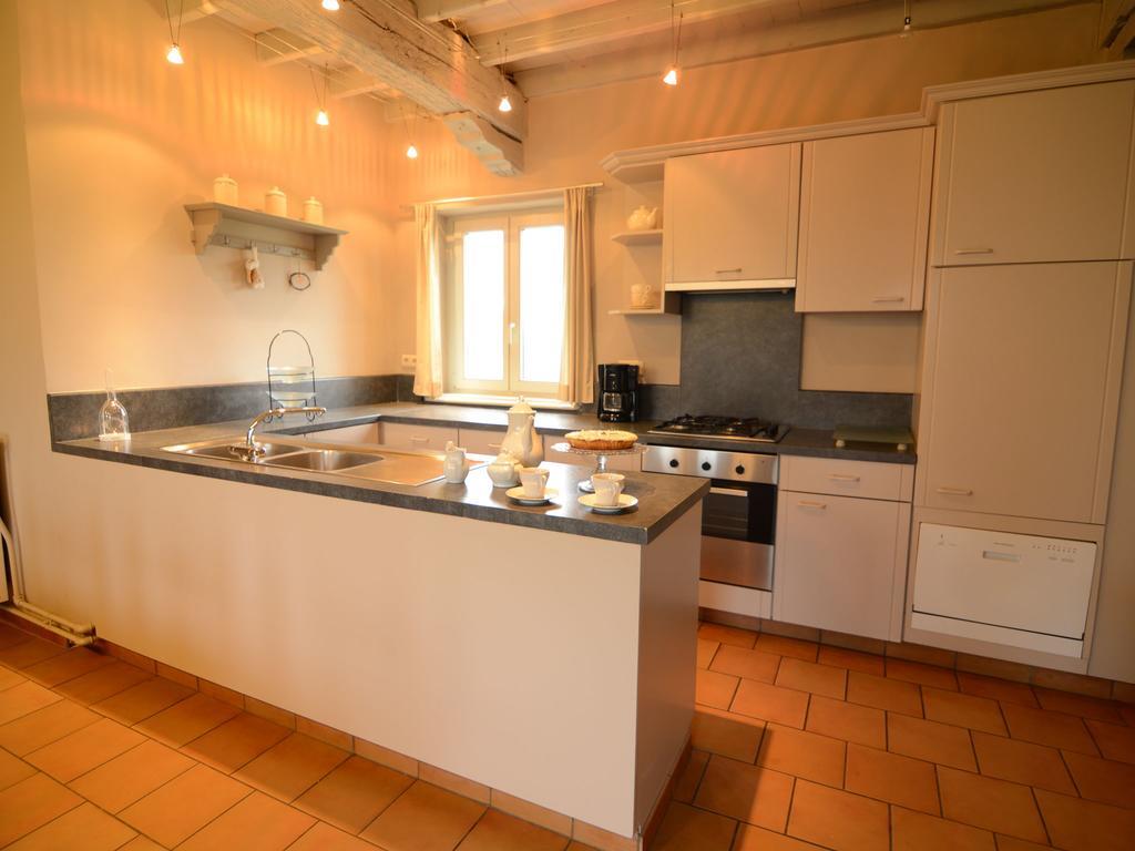Charming Holiday Home In Zele Near The Forest 外观 照片