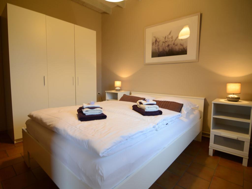 Charming Holiday Home In Zele Near The Forest 外观 照片