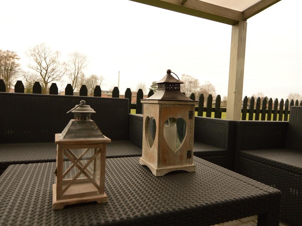 Charming Holiday Home In Zele Near The Forest 外观 照片